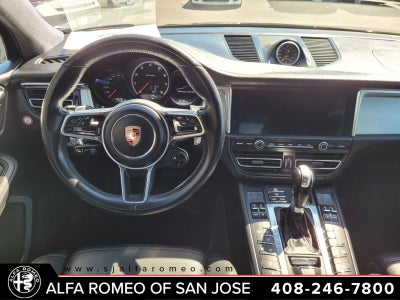 2020 Porsche Macan Turbo