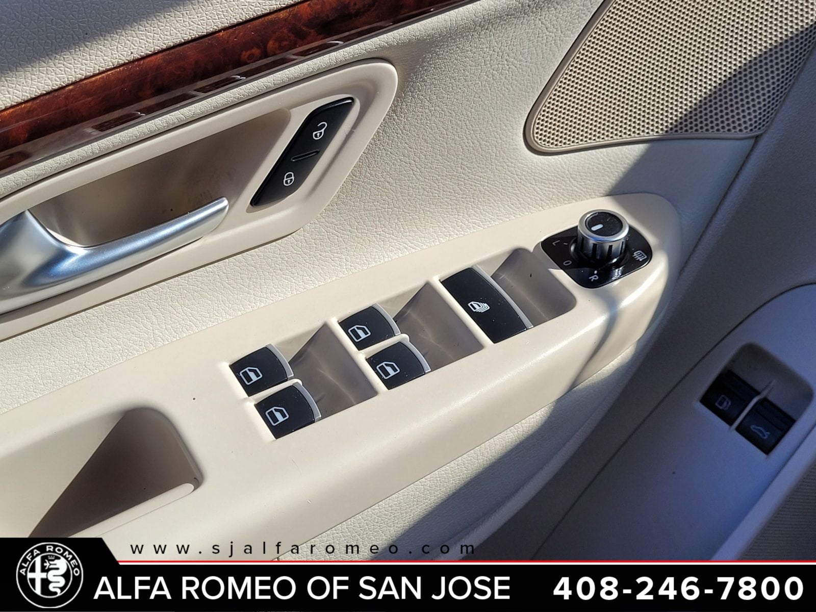 2012 Volkswagen Eos Executive Edition