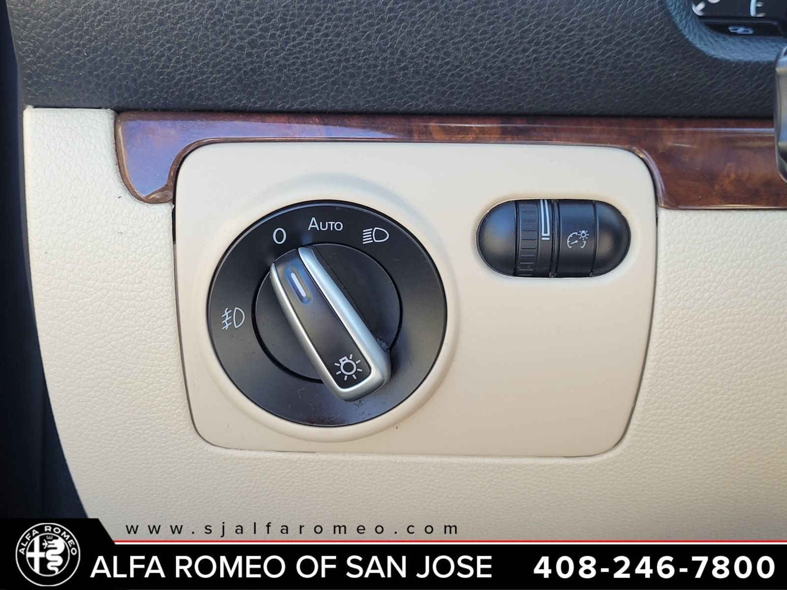 2012 Volkswagen Eos Executive Edition