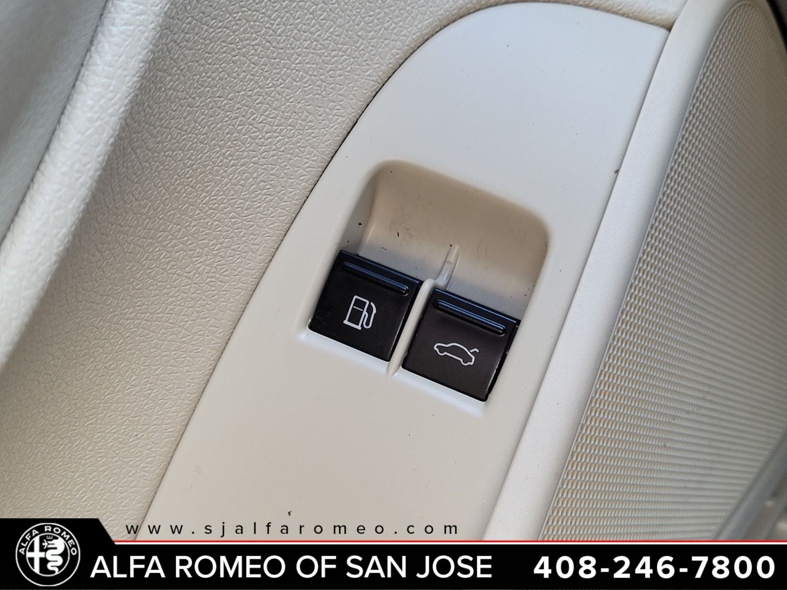 2012 Volkswagen Eos Executive Edition