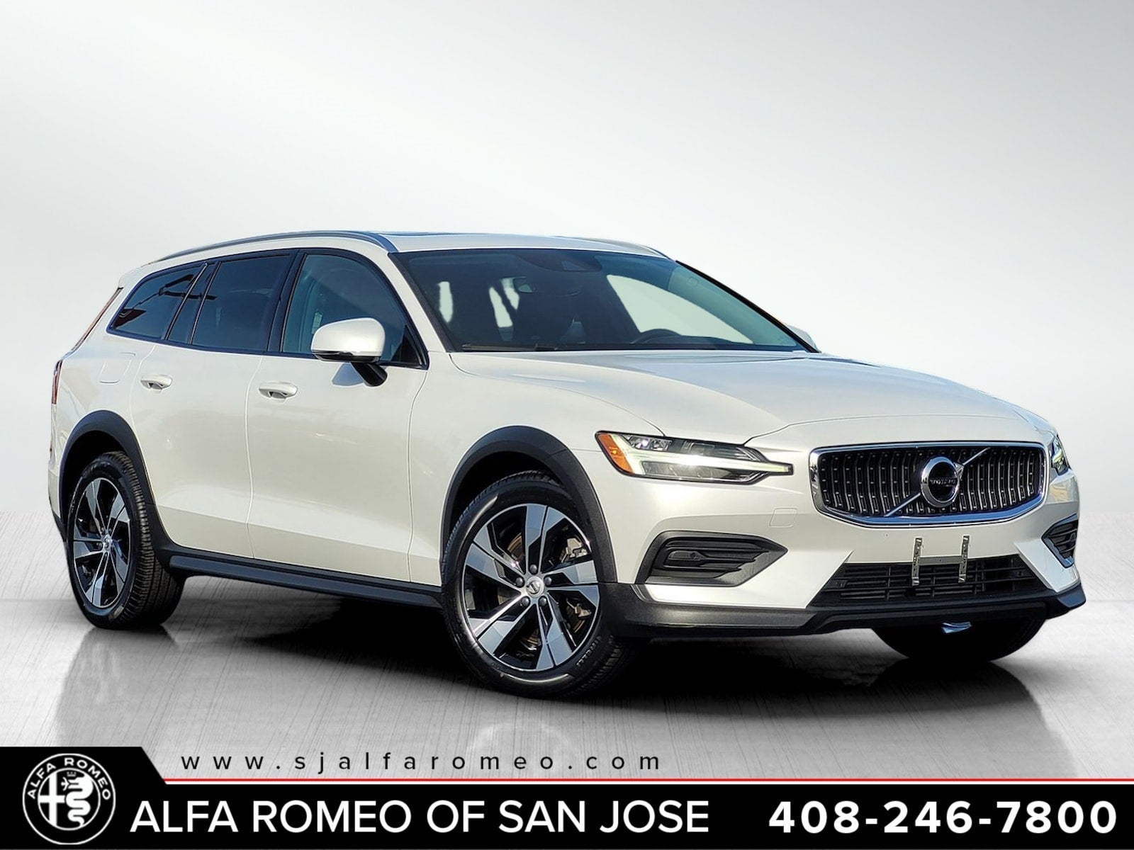 2020 Volvo V60 Cross Country T5