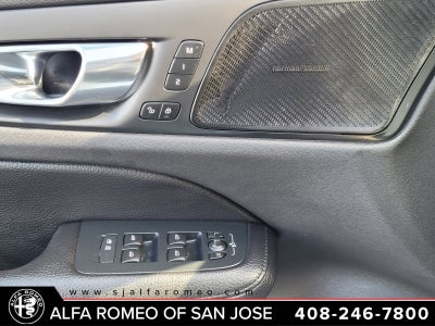 2020 Volvo V60 Cross Country T5