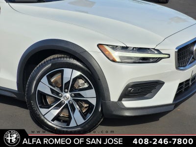2020 Volvo V60 Cross Country T5