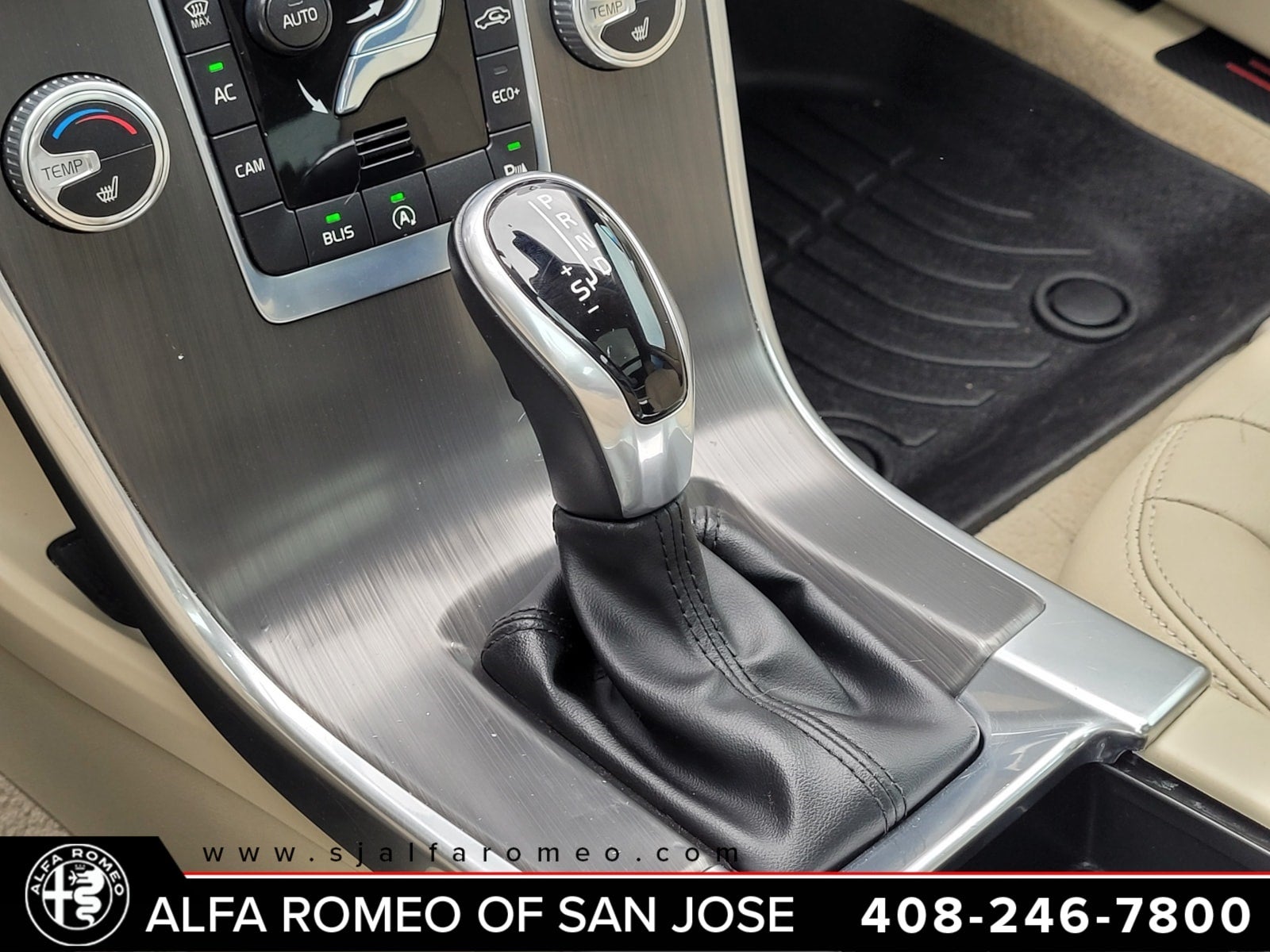 2015 Volvo XC60 T5 Premier