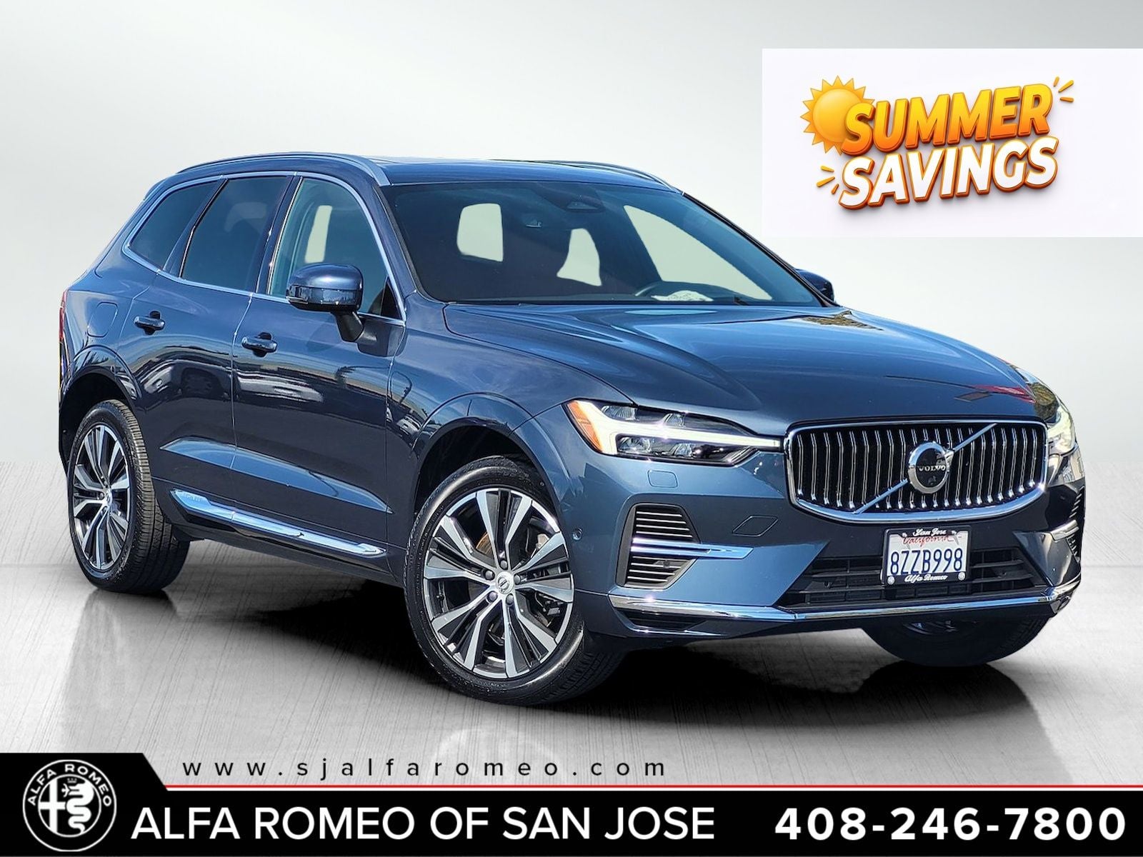 2022 Volvo XC60 Recharge Plug-In Hybrid T8 Inscription Expression