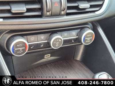 2017 Alfa Romeo Giulia Ti