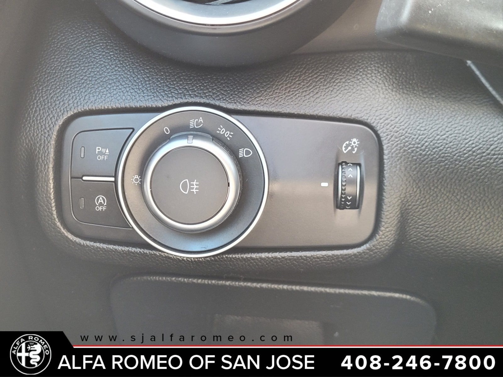 2017 Alfa Romeo Giulia Ti