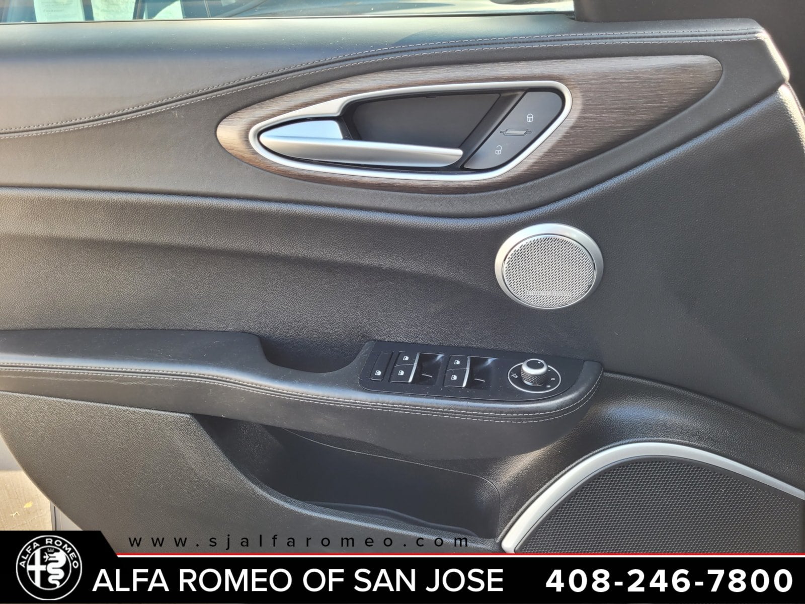 2017 Alfa Romeo Giulia Ti