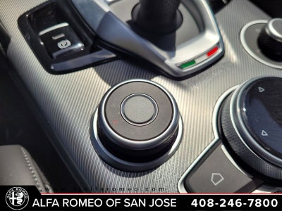 2022 Alfa Romeo Giulia Veloce
