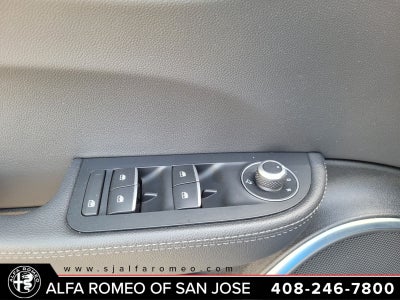 2022 Alfa Romeo Giulia Veloce