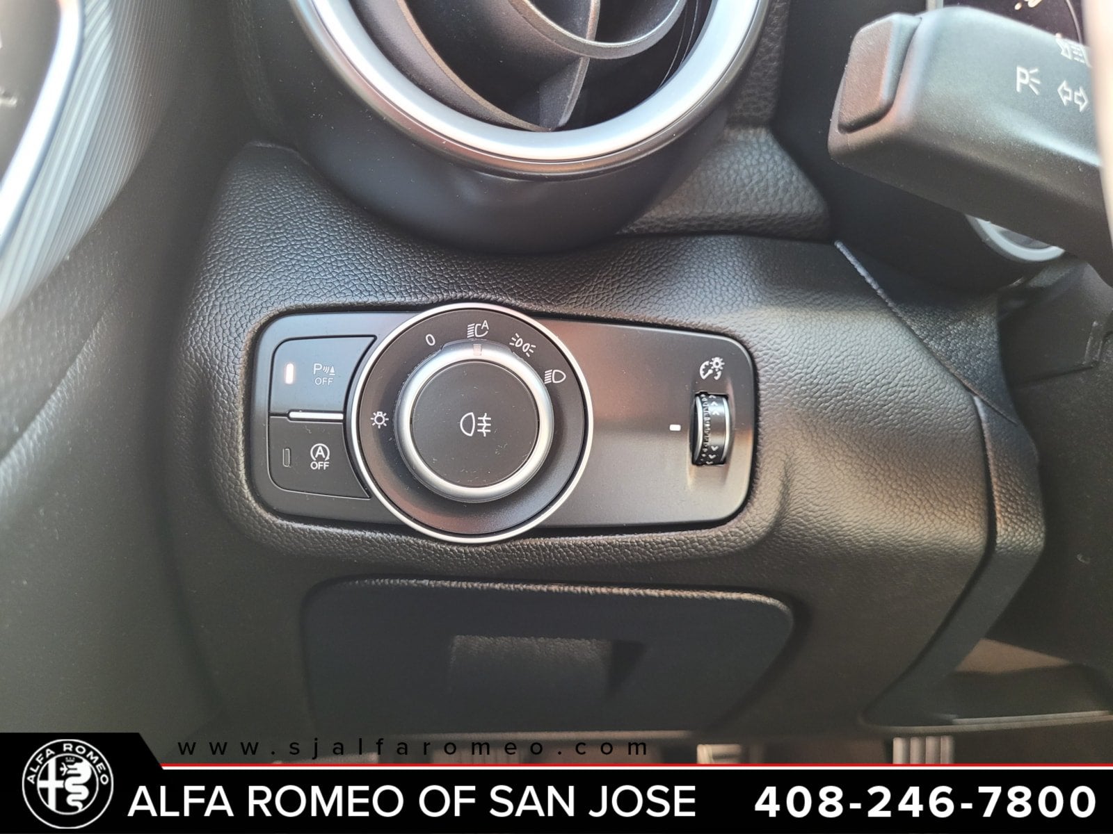 2024 Alfa Romeo Giulia Veloce