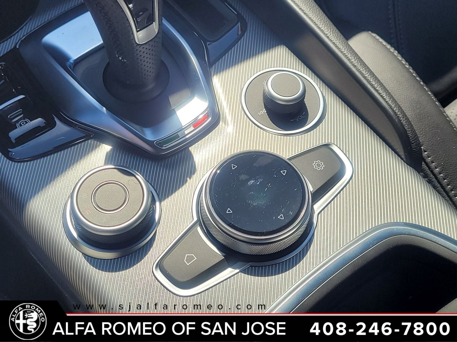 2024 Alfa Romeo Giulia Veloce