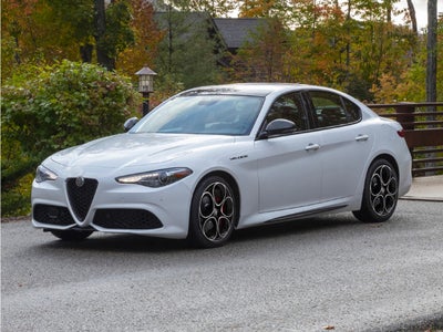 2023 Alfa Romeo Giulia Veloce