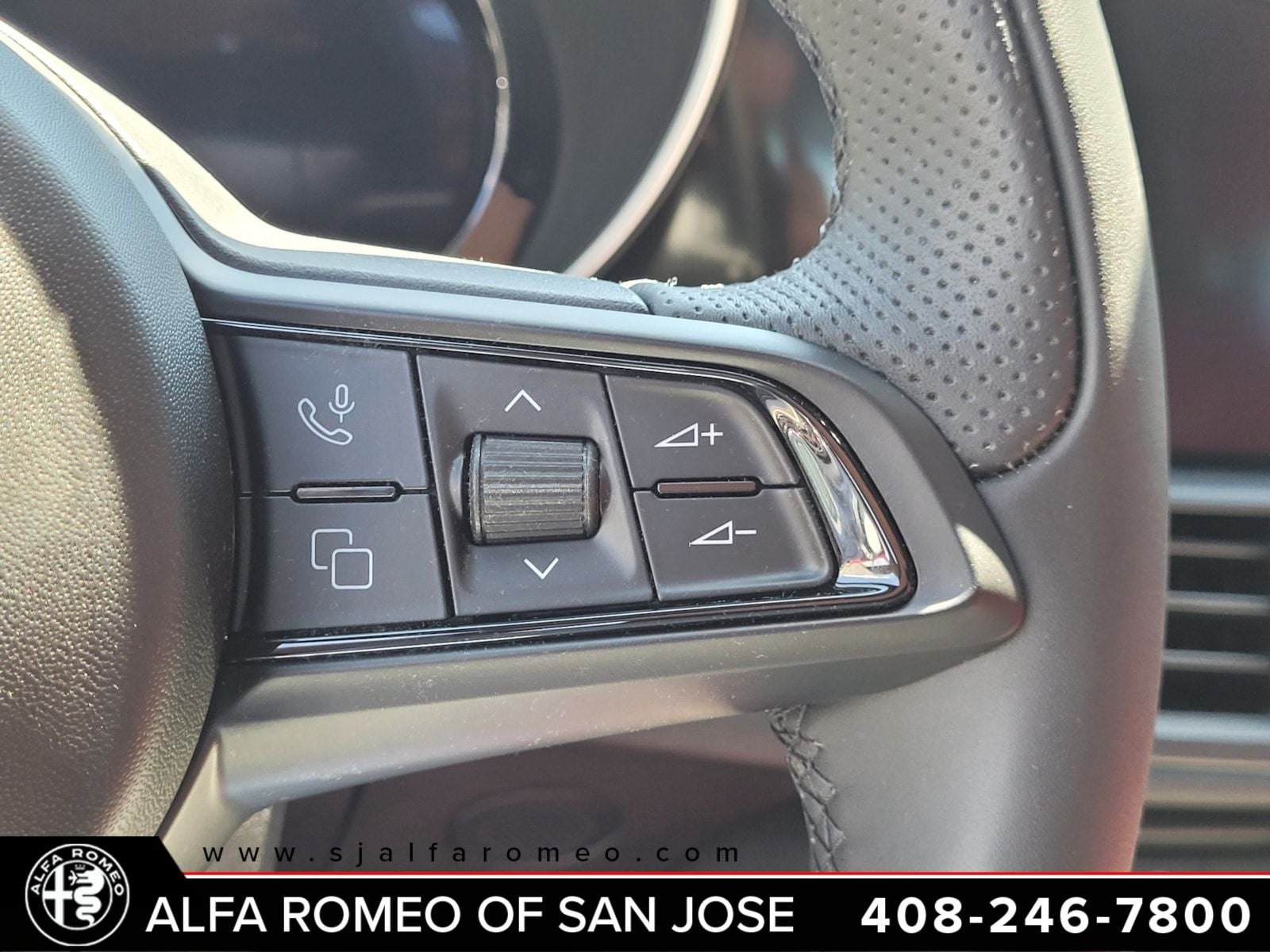 2024 Alfa Romeo Giulia Ti