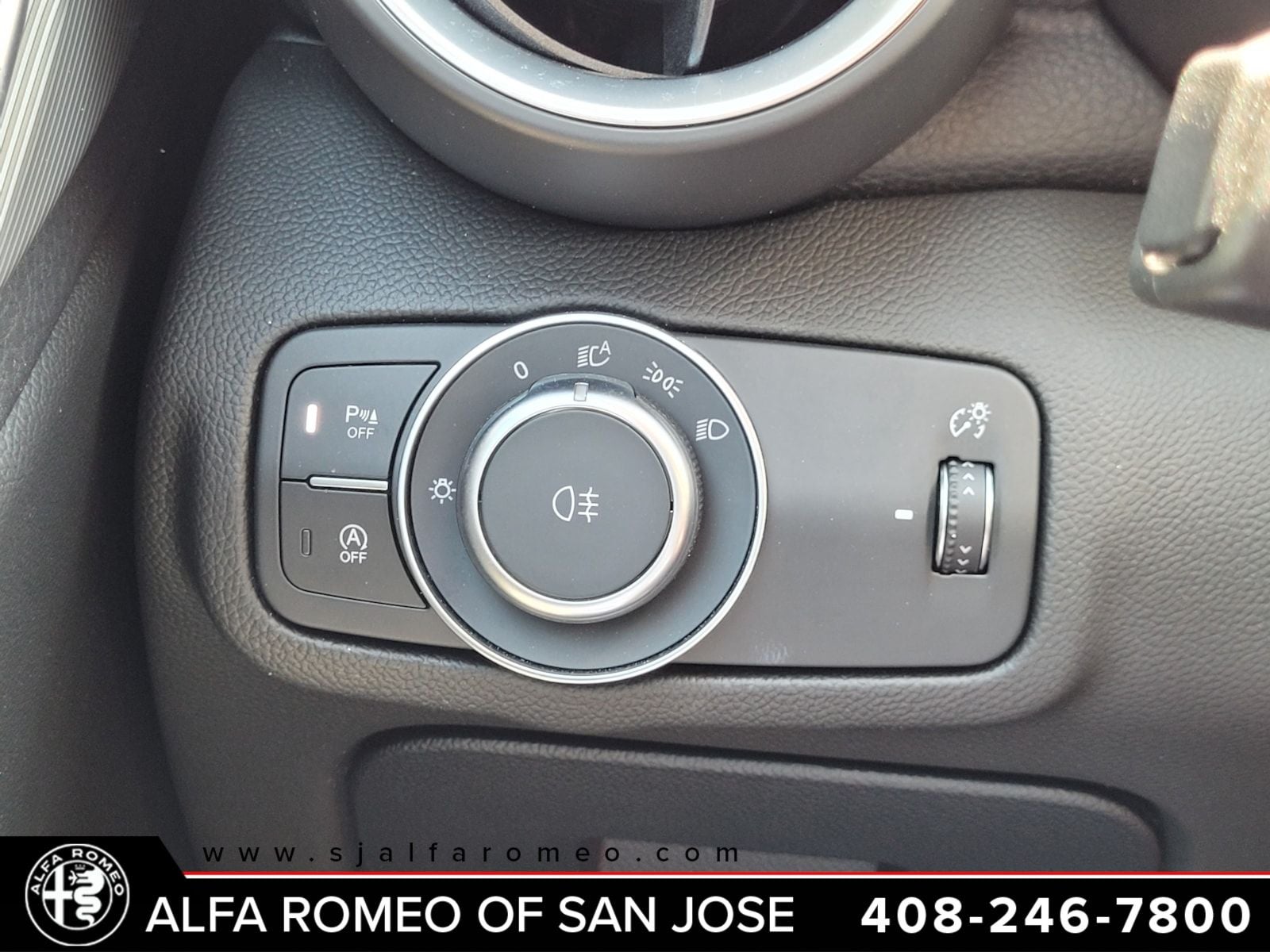 2024 Alfa Romeo Giulia Veloce