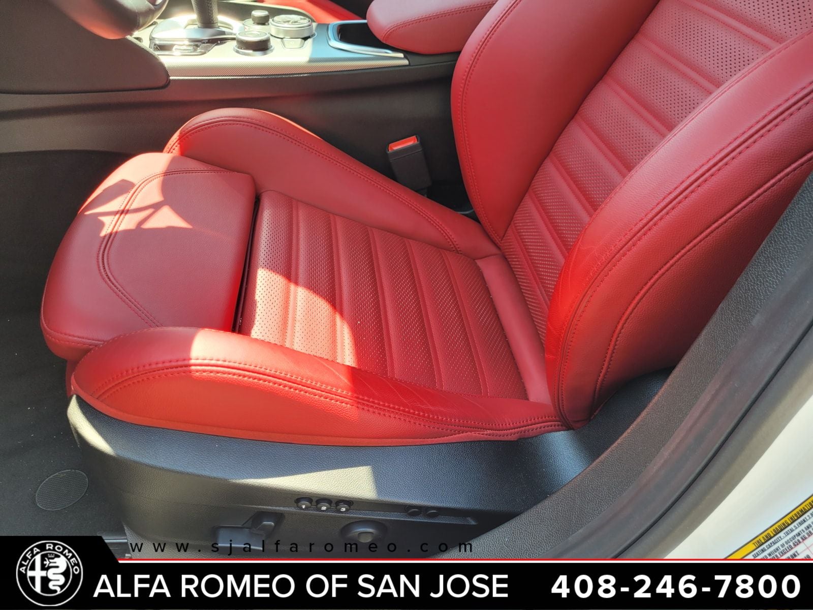 2024 Alfa Romeo Giulia Veloce