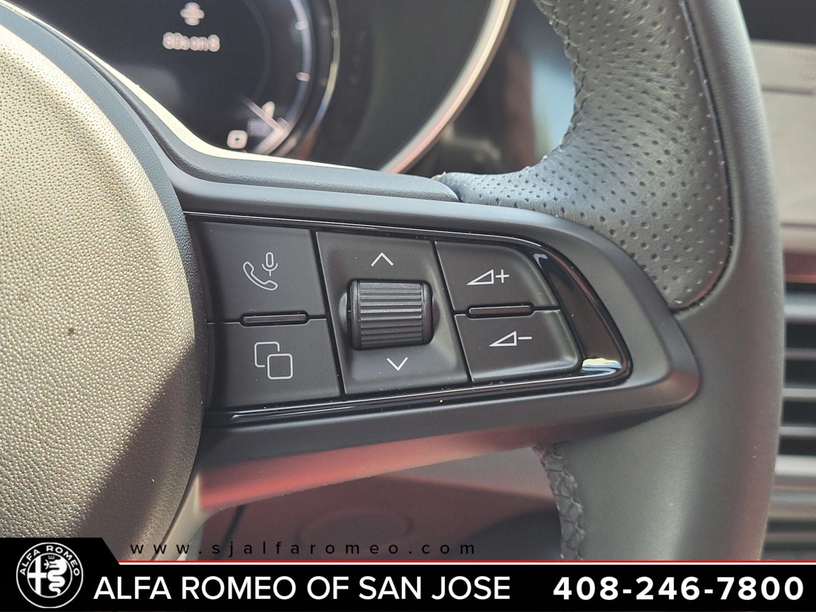 2024 Alfa Romeo Giulia Ti