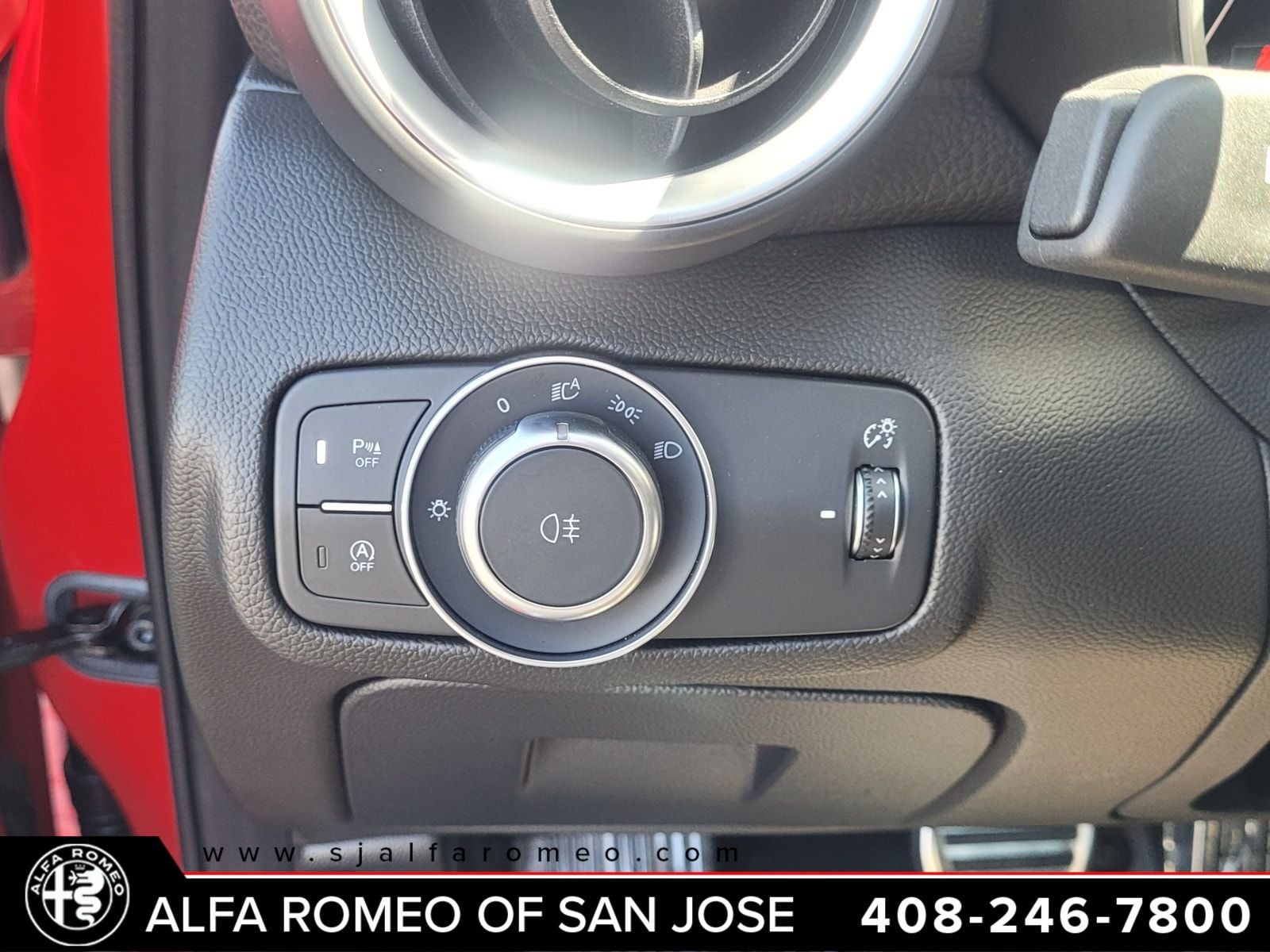 2024 Alfa Romeo Giulia Veloce