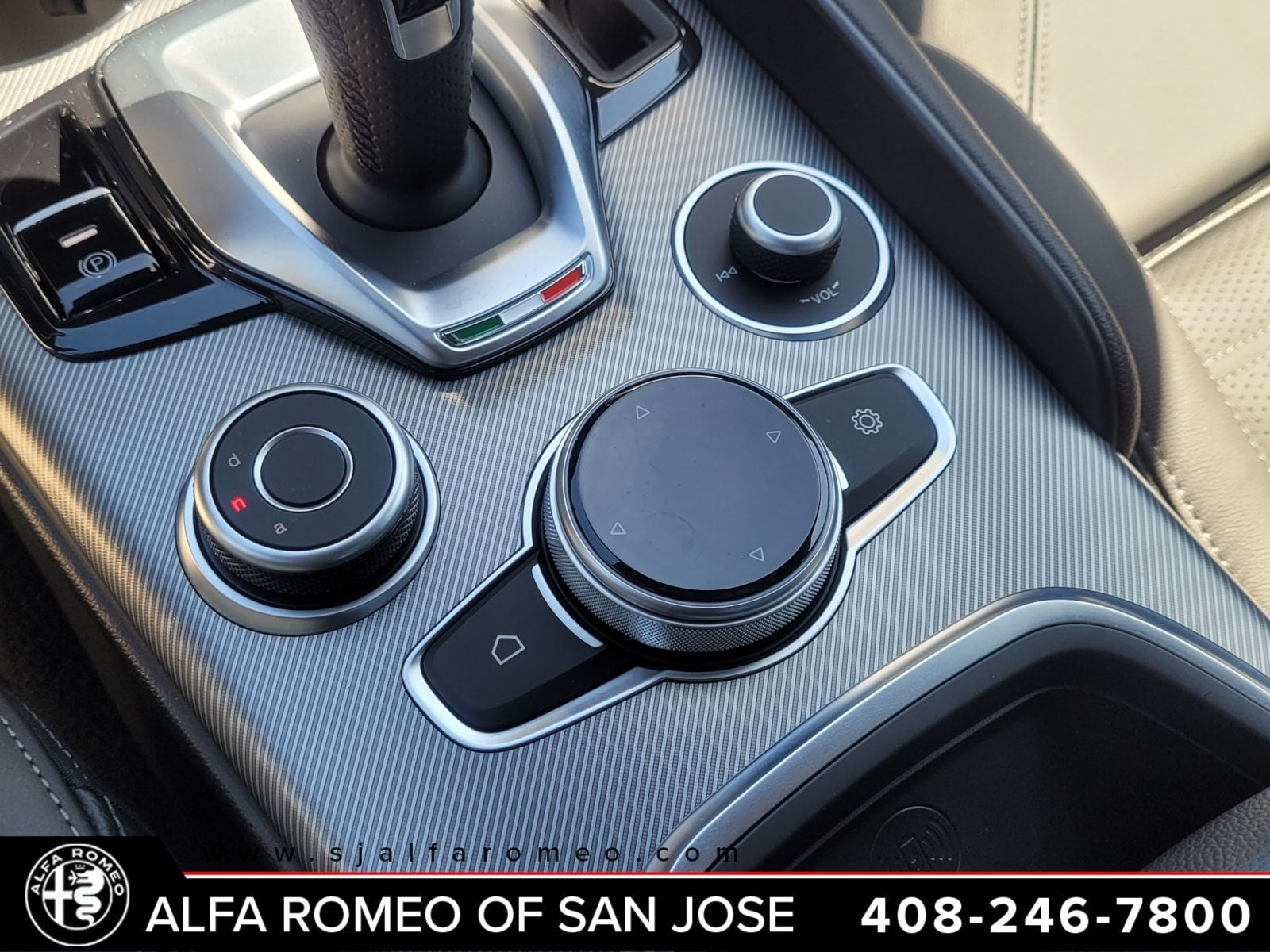 2024 Alfa Romeo Giulia Veloce