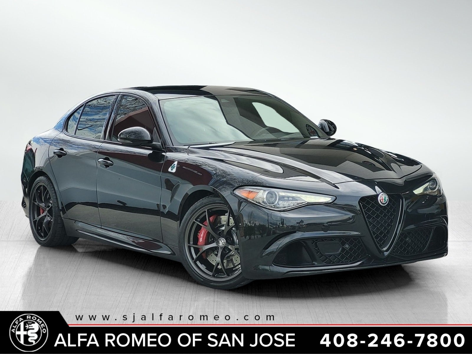 2022 Alfa Romeo Giulia Quadrifoglio