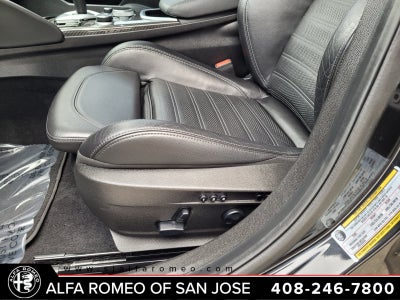 2022 Alfa Romeo Giulia Quadrifoglio