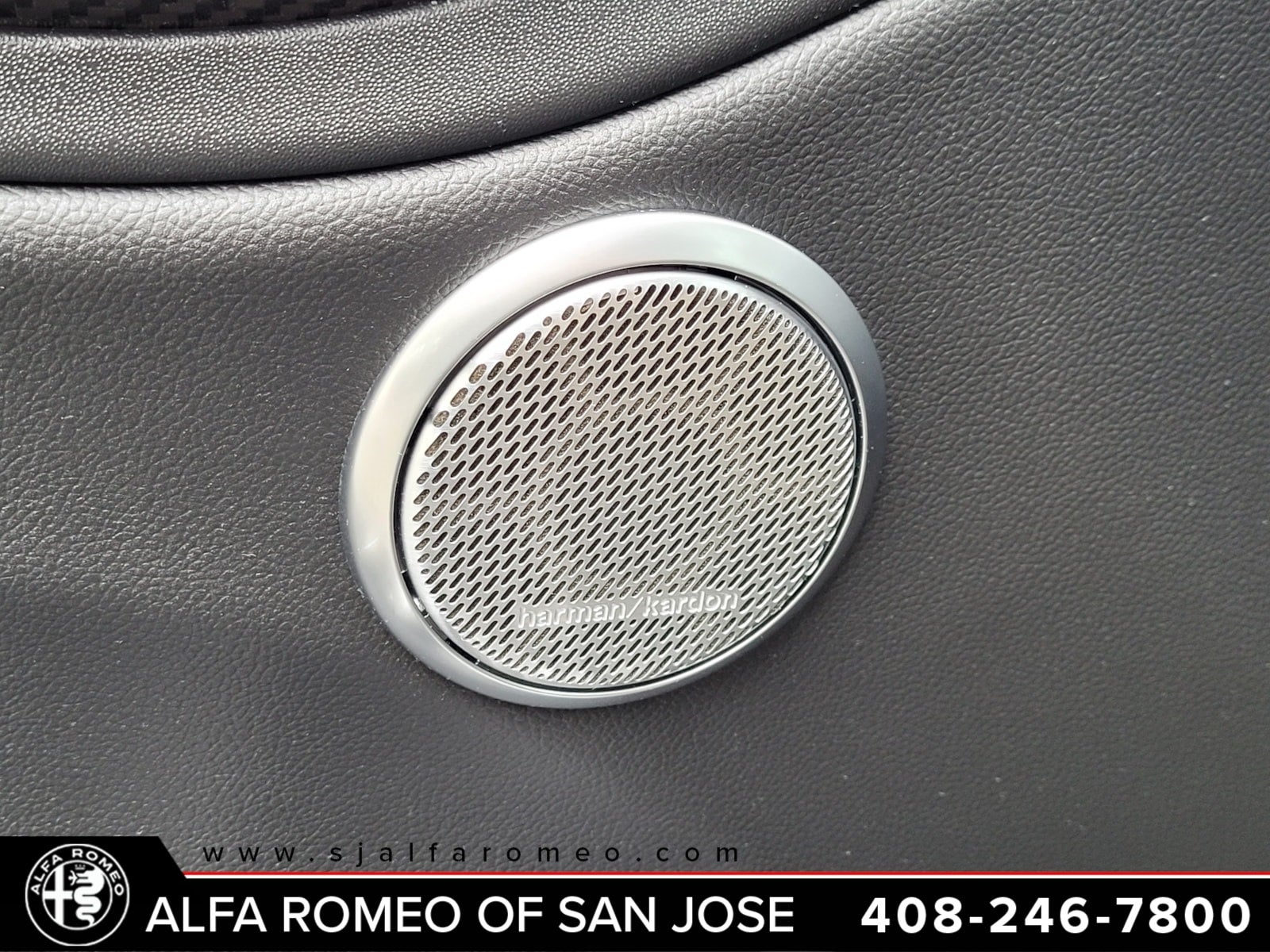 2022 Alfa Romeo Giulia Quadrifoglio