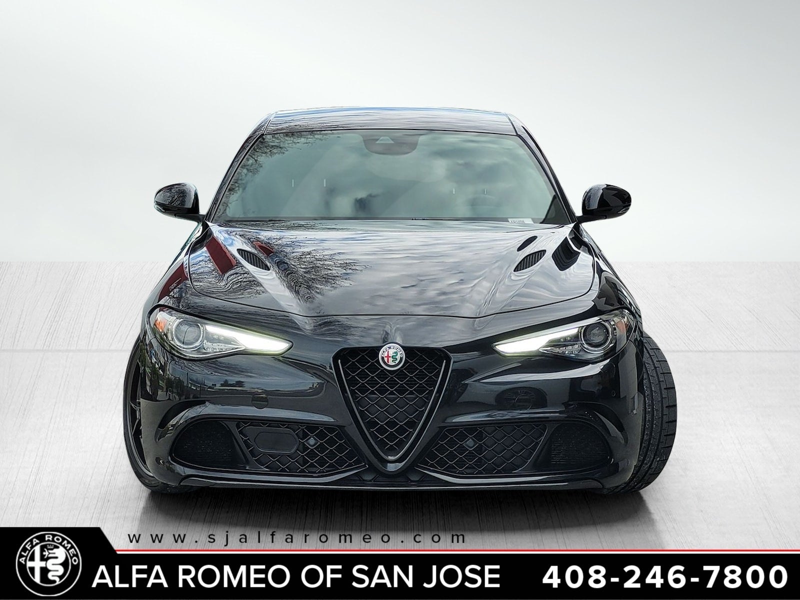 2022 Alfa Romeo Giulia Quadrifoglio