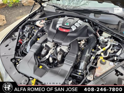 2022 Alfa Romeo Giulia Quadrifoglio