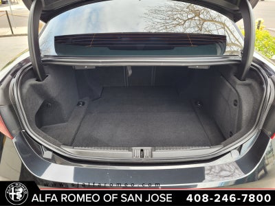 2022 Alfa Romeo Giulia Quadrifoglio