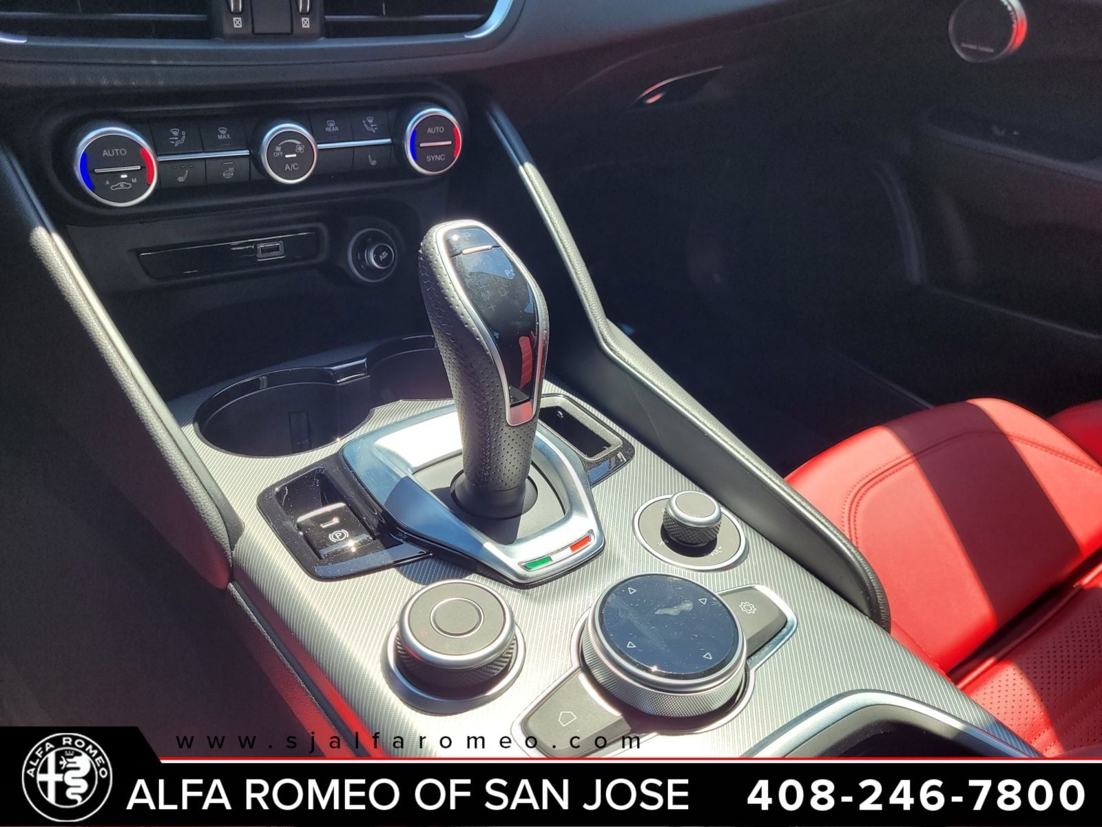 2024 Alfa Romeo Giulia Veloce