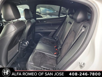2018 Alfa Romeo Stelvio Quadrifoglio