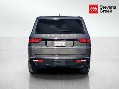2023 Jeep Wagoneer L Base