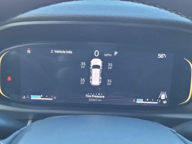 2023 Jeep Wagoneer L Base