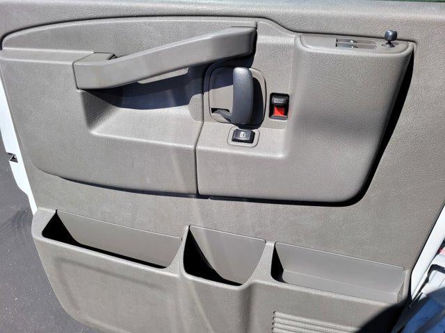 2024 Chevrolet Express 2500 Work Van Cargo