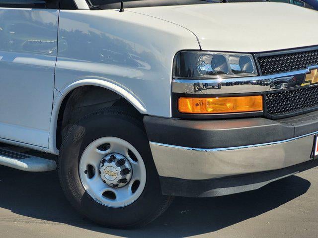 2024 Chevrolet Express 2500 Work Van Cargo