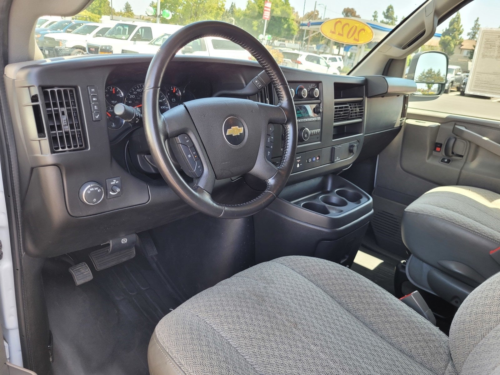 2022 Chevrolet Express 3500 Work Van Cargo