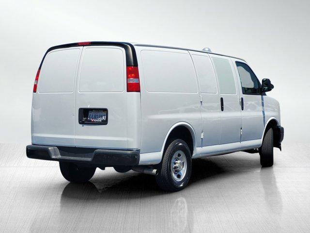 2022 Chevrolet Express 3500 Work Van Cargo