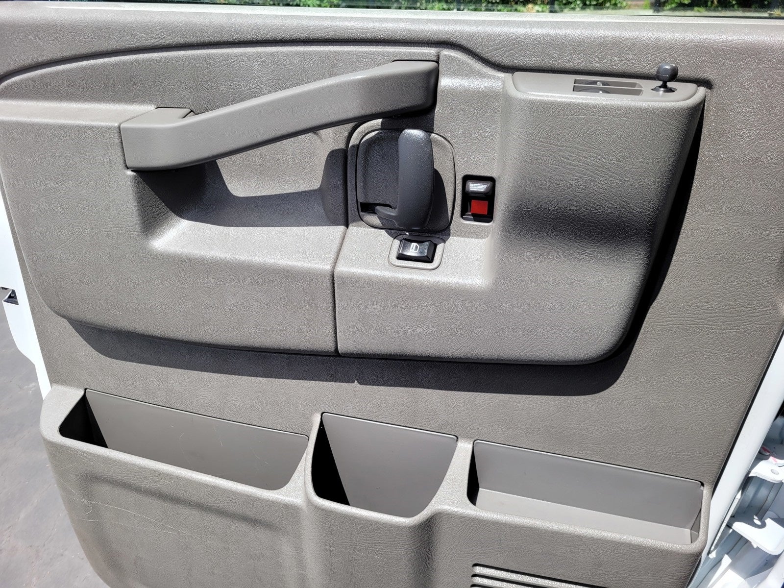 2022 Chevrolet Express 3500 Work Van Cargo