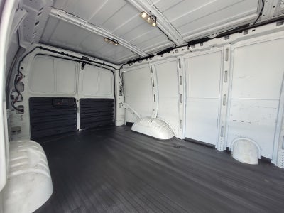 2022 Chevrolet Express 3500 Work Van Cargo