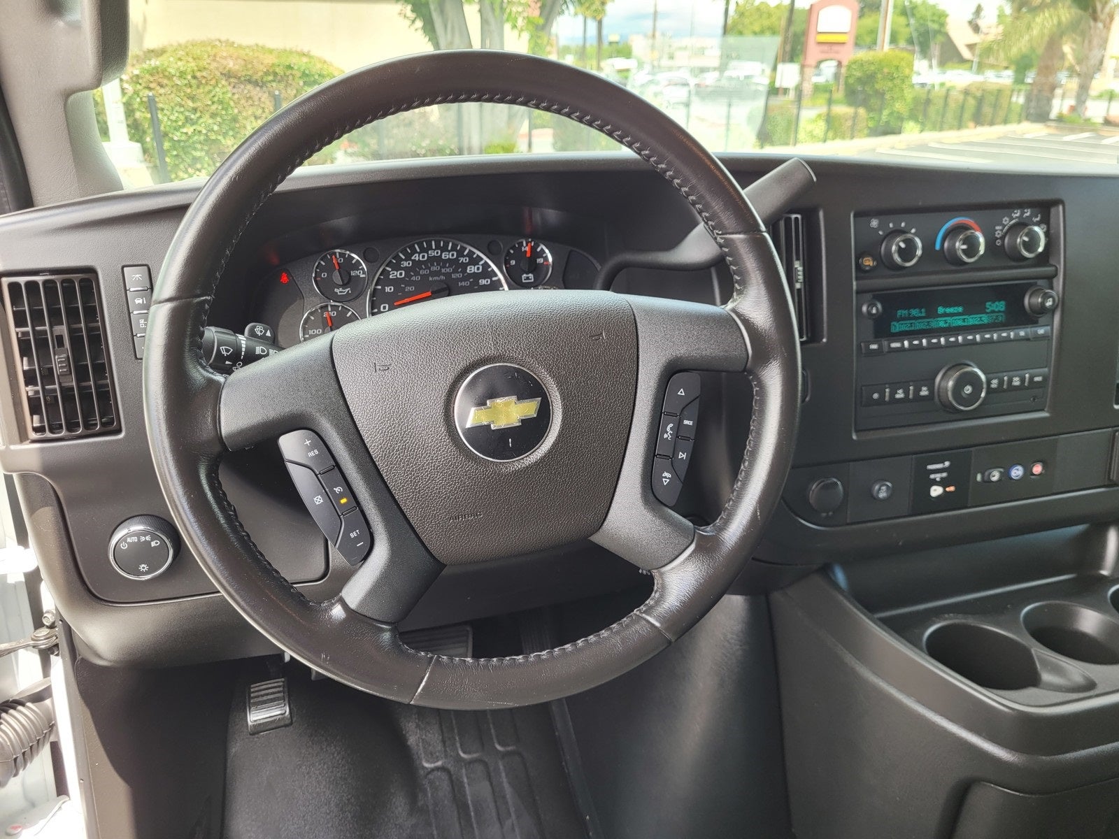 2022 Chevrolet Express 3500 Work Van Cargo