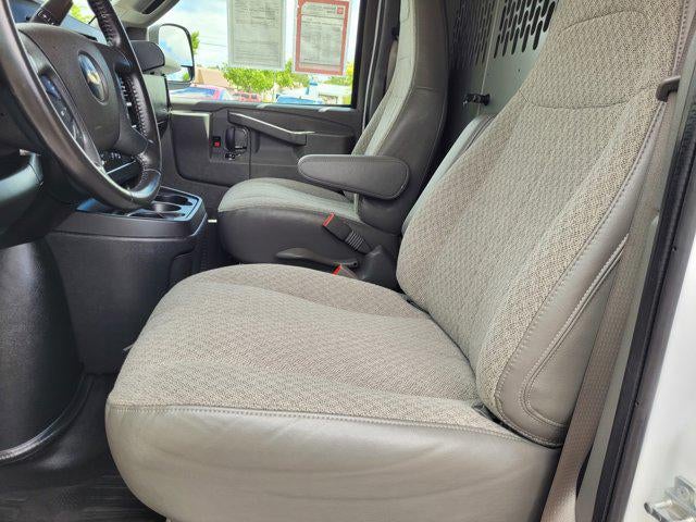 2022 Chevrolet Express 3500 Work Van Cargo