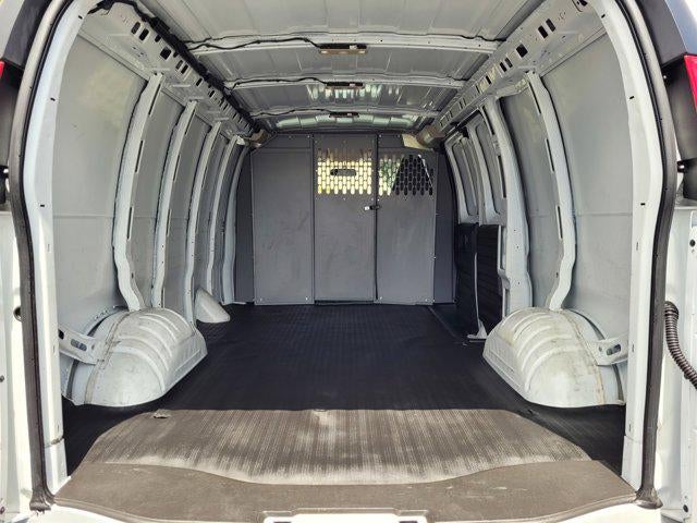 2022 Chevrolet Express 3500 Work Van Cargo