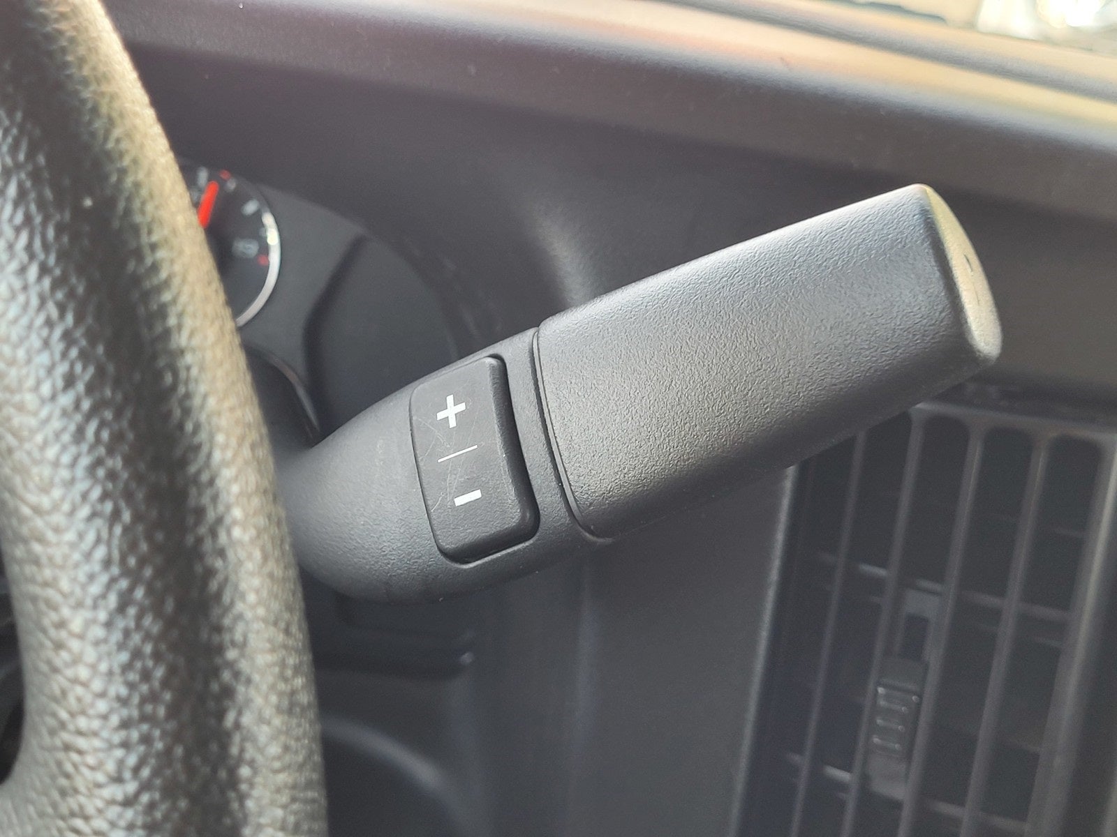 2023 GMC Savana 2500 Work Van