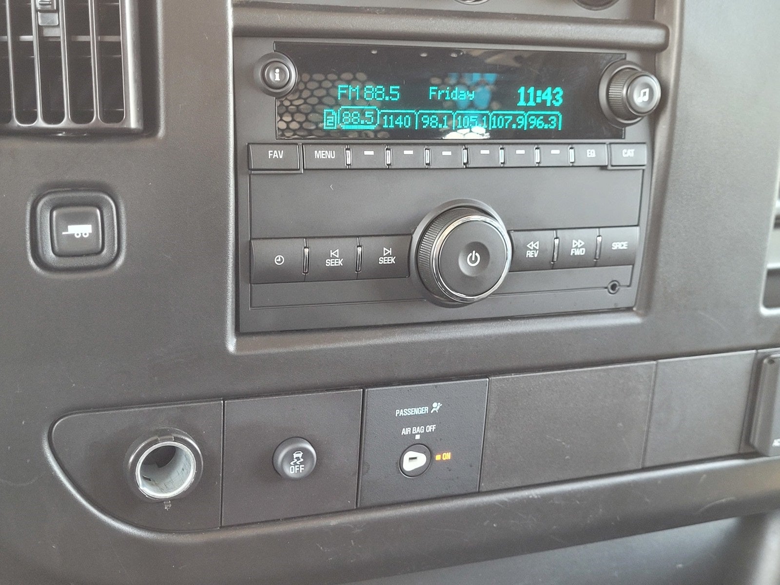 2023 GMC Savana 2500 Work Van