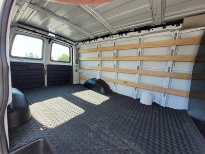 2023 GMC Savana 2500 Work Van