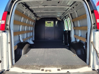 2024 GMC Savana 2500 Work Van