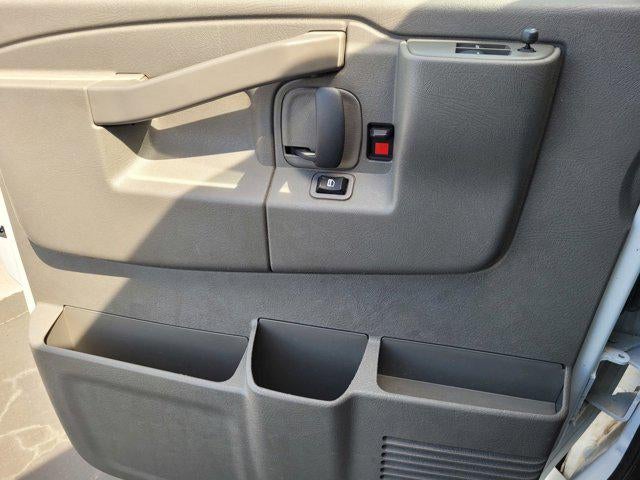 2024 GMC Savana 2500 Work Van
