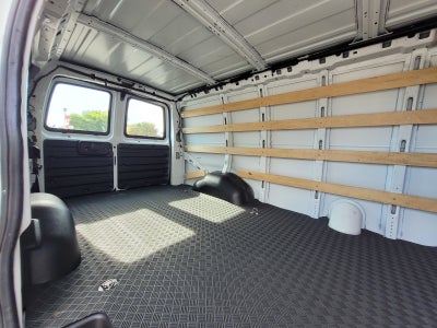 2023 GMC Savana 2500 Work Van