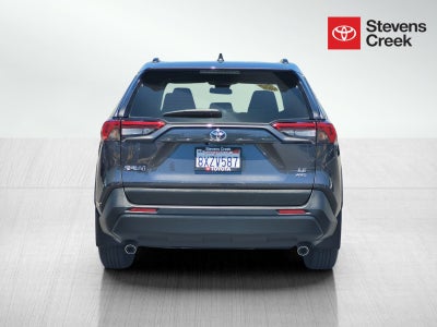 2021 Toyota RAV4 LE