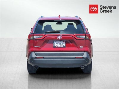 2022 Toyota RAV4 XLE